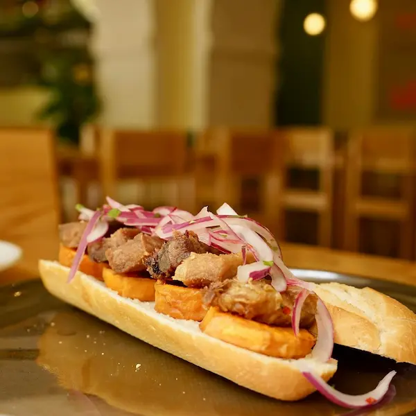 Pacha Brunch Interior 2